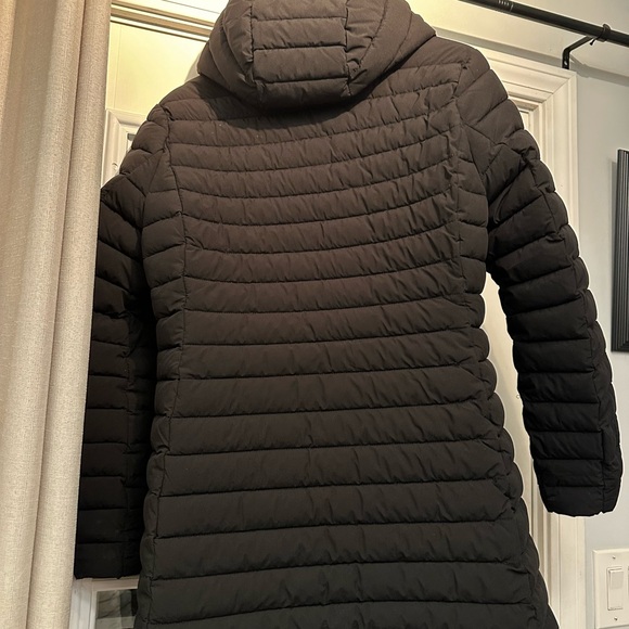 BCBG MAXAZRIA Quilted Black Winter Jacket Size M - Picture 2 of 9